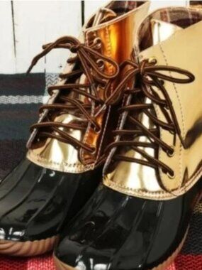 Yoki Rose Gold & Black Duck Boots